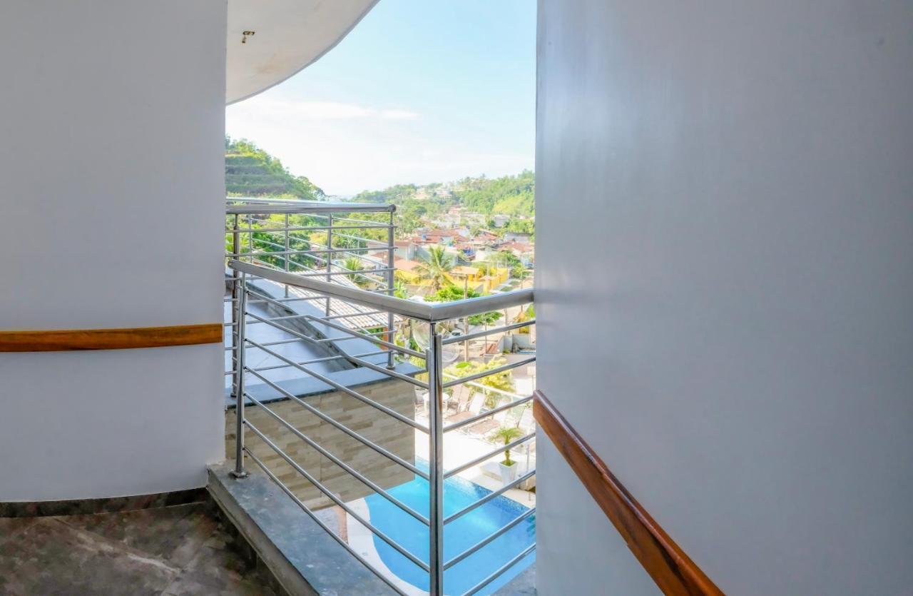 Hospedaria Vitoria Mar Убатуба Экстерьер фото